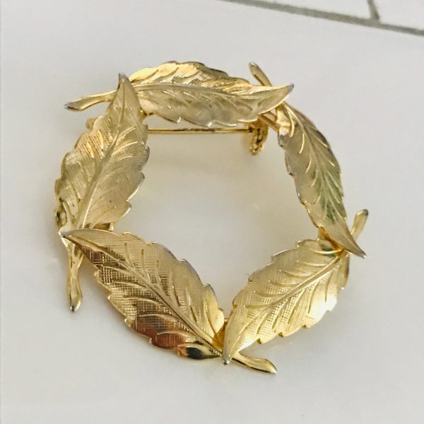 Vintage Gold Brooch Pin wreath of Leaves sweater pin gold tone metal