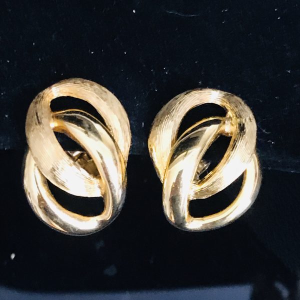 Vintage Napier clip earrings gold tone with intertwined ovals signed