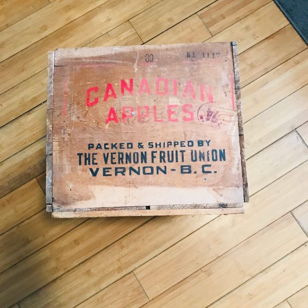 Vintage Wooden Crate Canadian Apples Vernon Fruit Union reinforced bottom ends display storage farmhouse collectible garage storage man cave