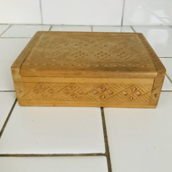Beautiful Hand carved ornately detailed box with hinged lid stunning design and detail storage jewelry farmhouse collectible
