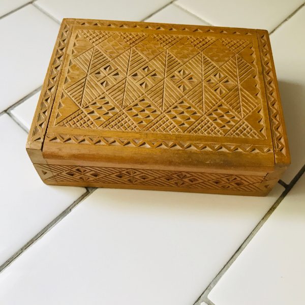 Beautiful Hand carved ornately detailed box with hinged lid stunning design and detail storage jewelry farmhouse collectible