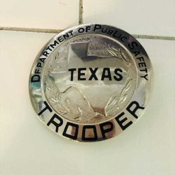 Obsolete Badge Department of Safety Trooper TEXAS full size collectible memorabilia metal signed WA with wreath on reverse