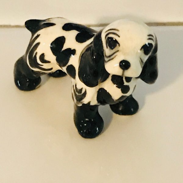 Miniature Vintage springer Spaniel dog figurine porcelain made in Italy black and white great detail farmhouse cottage display collectible