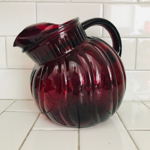 Vintage Tilt Ball Pitcher with 4 water glasses Depression glass swirl red glass ice catcher pitcher farmhouse collectible display