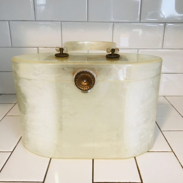 Vintage Wilardy Purse White Pearl Lucite Hard Side top handle bag collectible display movie prop tv theater display Excellent Condition