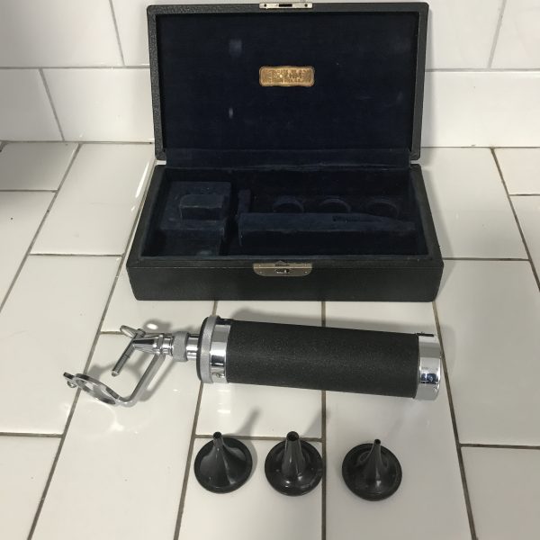 Vintage Otoscope Medical Device To Look in Ears in Original latching box Working Medical Collectible Boehm Rochester NY