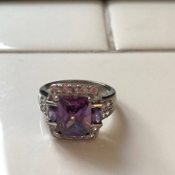Vintage Ring Amethyst color halo Women's woman's dinner statement ring size 6 3/4 Lavender stones Sterling Silver