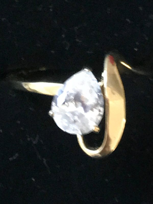 Vintage Ring Tear Drop Crystal Women's woman's dinner statement ring size 10 Sterling Silver Solitare Ring with gold wash