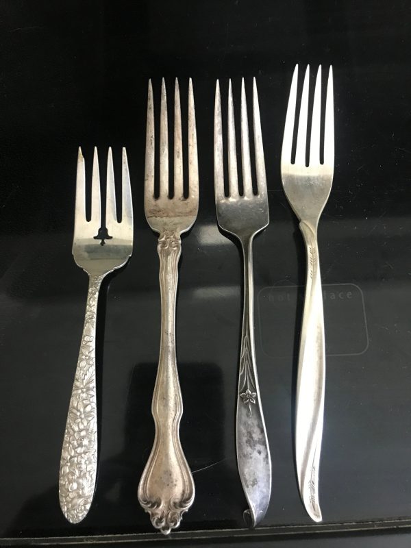 Vintage Lot of 4 forks with and without monograms 166 grams