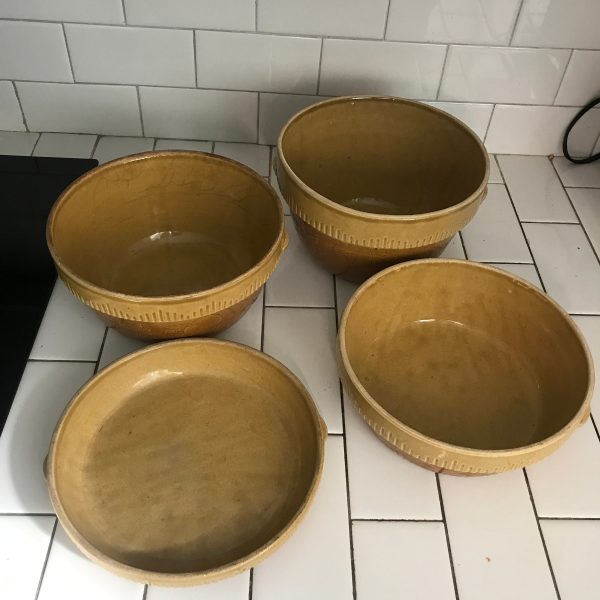 Antique heavy Pottery Crock set of 3 batter bowls mixing bowls and pie plate/lid Cook-Rite USA farmhouse collectible display patterned bowls