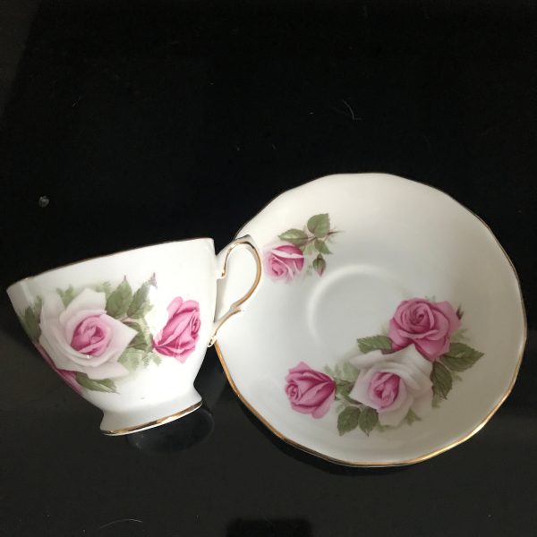 Royal Vale Tea cup and saucer England Fine bone china Light and dark pink Roses gold trim farmhouse collectible display shabby chic bridal