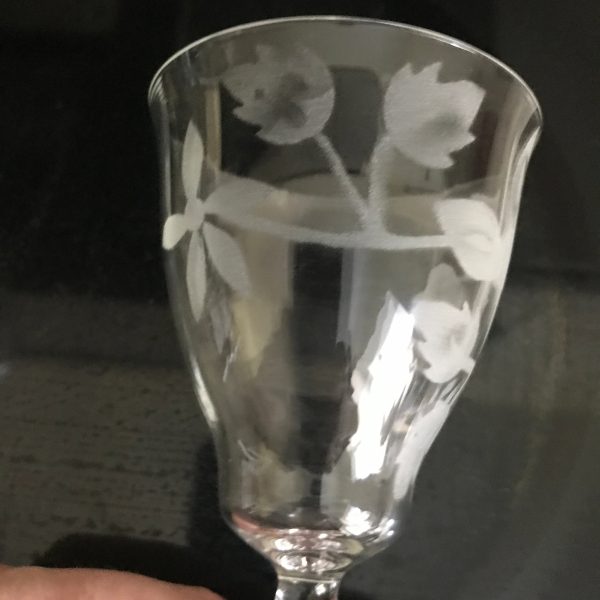 Vintage set of 6 crystal wine glasses stemware barware collectible crystal drinkware display floral etched pattern