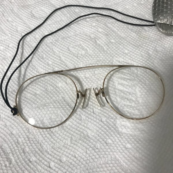 Antique eyeglasses gold wire rim Aviator Pince Nez collectible display farmhouse office Shorthand Reporter Wm Zimmerman with case