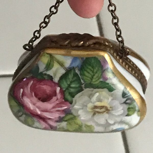 Limoges Trinket box hinged lid SMALL PURSE painted inside and signed collectible hand painted gold trim collectible display