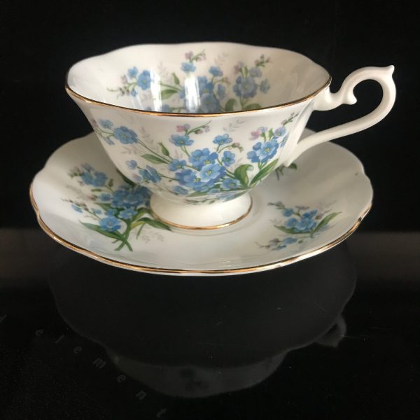Royal Albert tea cup and saucer Forget me not Floweers England Fine bone china farmhouse collectible display morning coffee