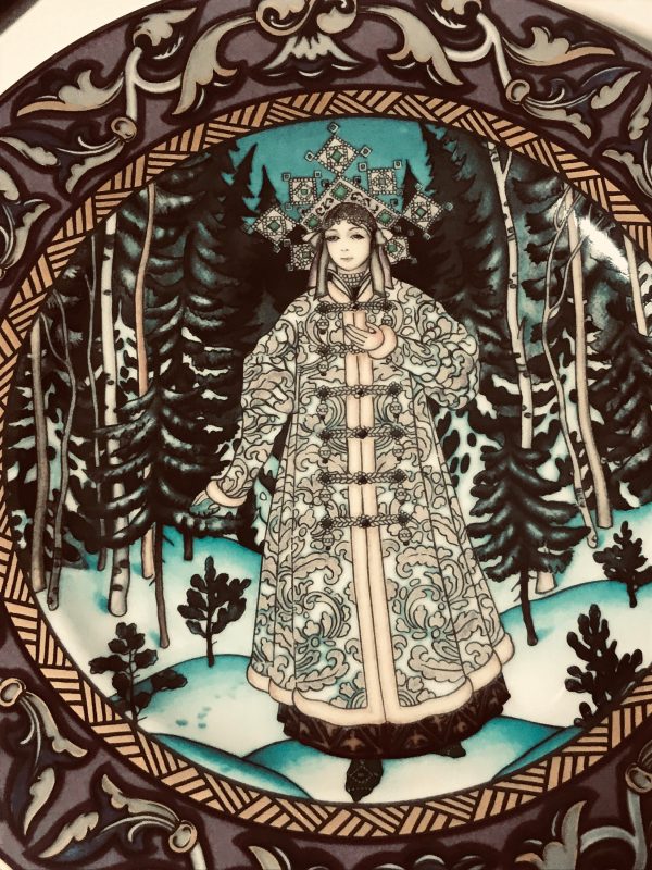 Russian Fairy Tales The Snow Maiden Plate Heinrich Germany Villeroy & Boch Limited edition 8.25" collectible Display BORIS ZVORYKIN