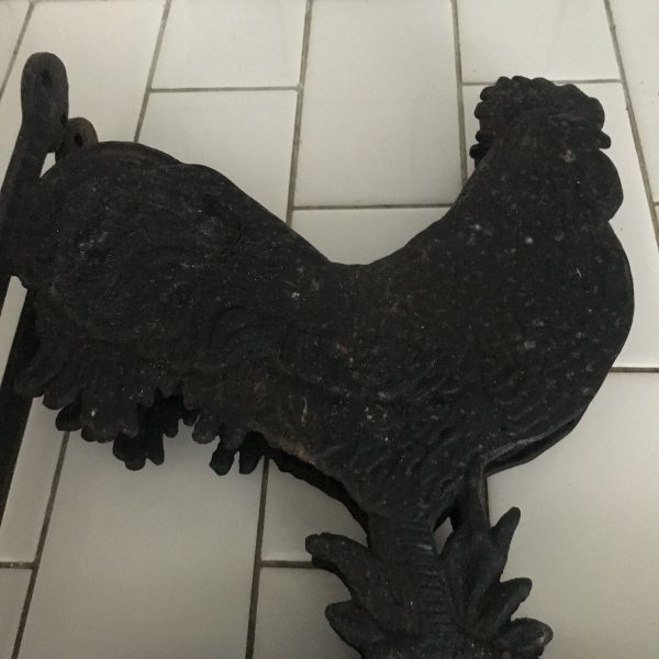 Vintage Cast iron Rooster corbels kitchen collectible display home decor farmhouse ranch cabin lodge wall decor