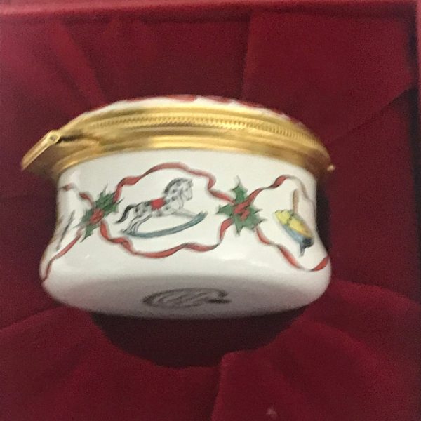Vintage Halcyon Enameled Trinket box Christmas 1985 presents inside of  lid with box and COA collectible display