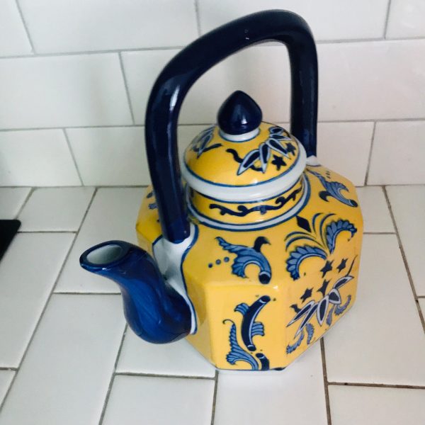 Fantastic Porcelain Bright yellow teapot with blue and white detail collectible unique handle display china