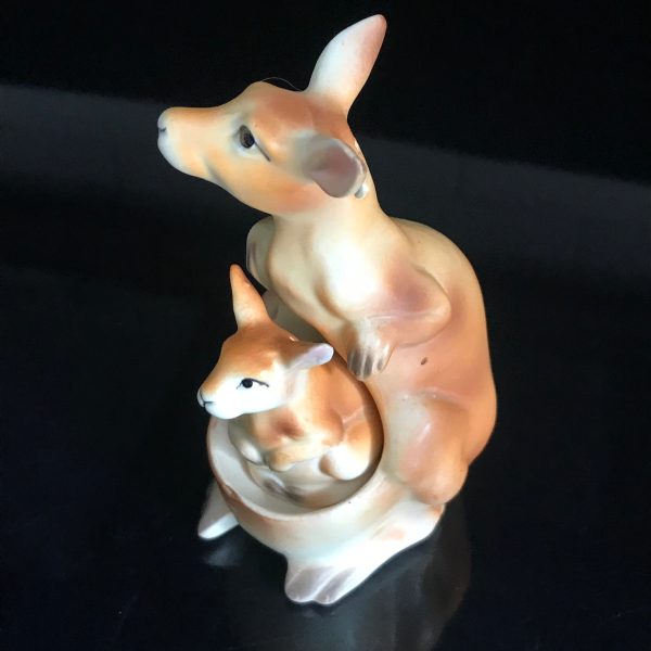 Vintage Kangaroo with Joey Salt and Pepper shakers fine bone china Joey in pouch Brimm's Japan