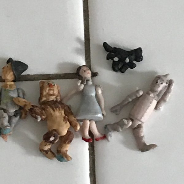 Vintage Wizard of OZ Teeny Tiny Fully Jointed artisan made porcelain minature figurines hand made & painted collectible display characters