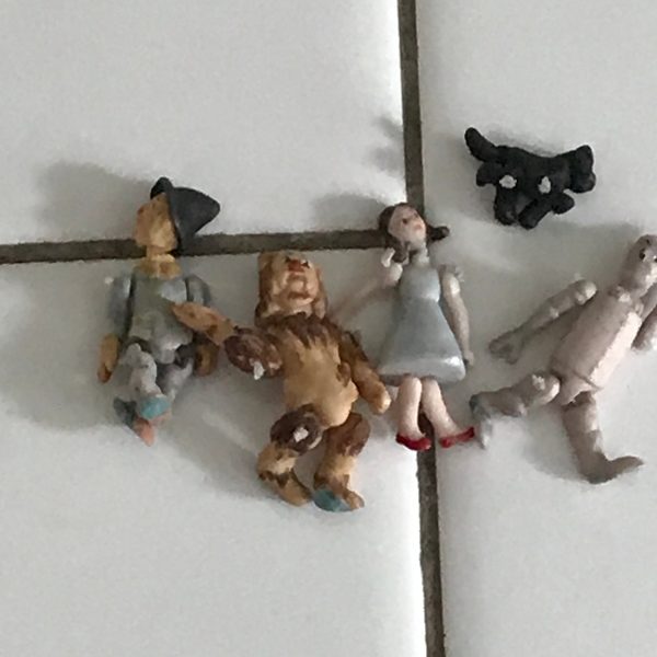 Vintage Wizard of OZ Teeny Tiny Fully Jointed artisan made porcelain minature figurines hand made & painted collectible display characters